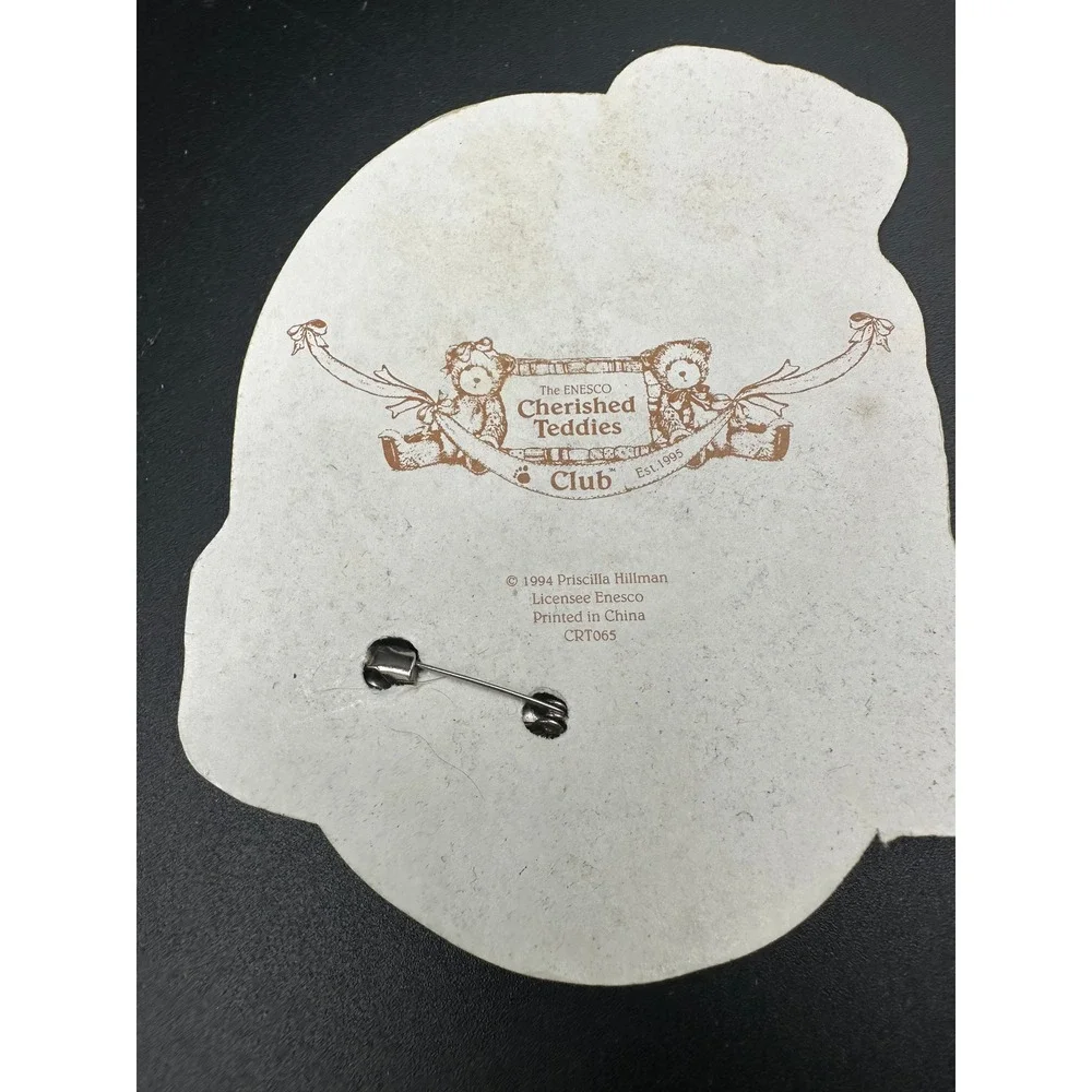 Cherished Teddies Charter Member Pin Enesco Club P Hillman‎ 1994